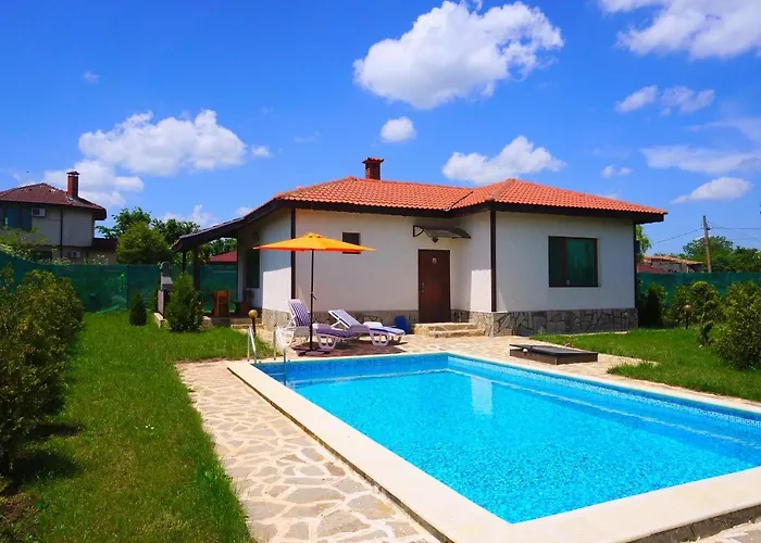 едем - Edem - Bolata Area ヴィラ *