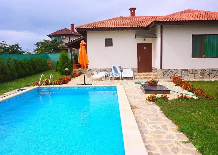 ヴィラ едем - Edem - Bolata Area *