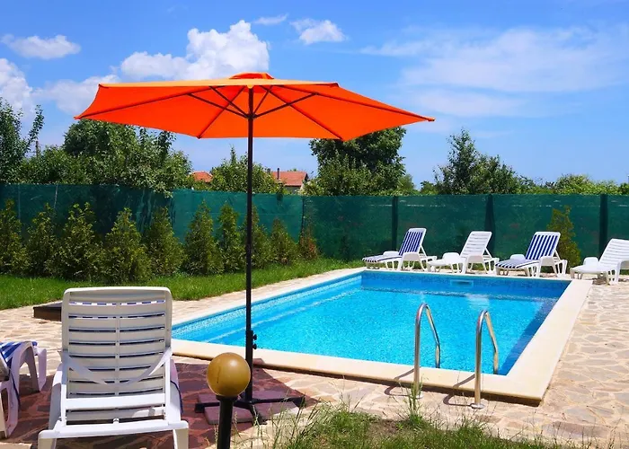 ヴィラ едем - Edem - Bolata Area *