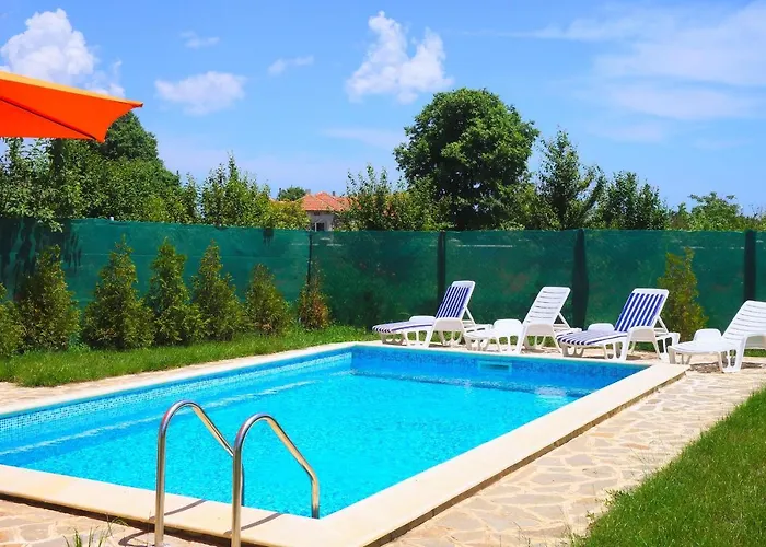 ヴィラ едем - Edem - Bolata Area *