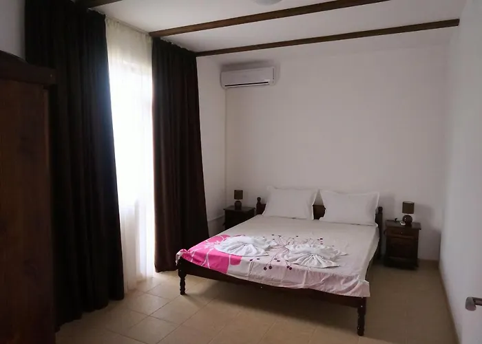 ヴィラ едем - Edem - Bolata Area